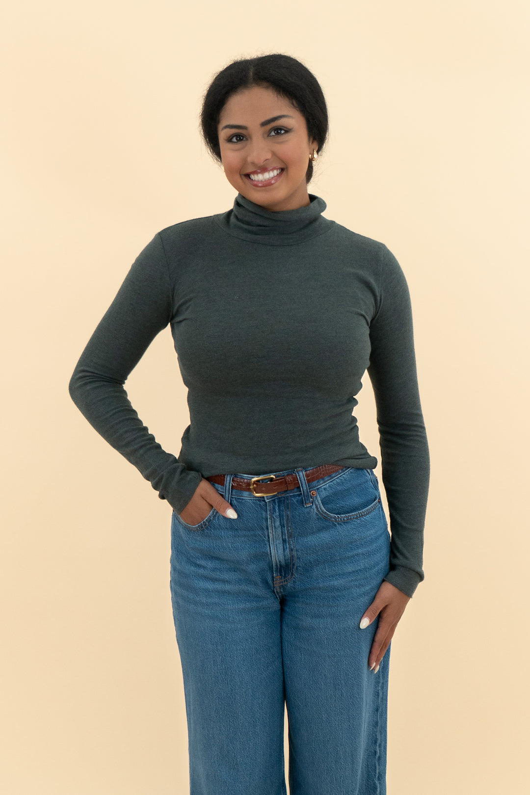 ZARA grey STRETCH RIBBED TURTLENECK SWEATER BLOUSE (m; retail $69.90)