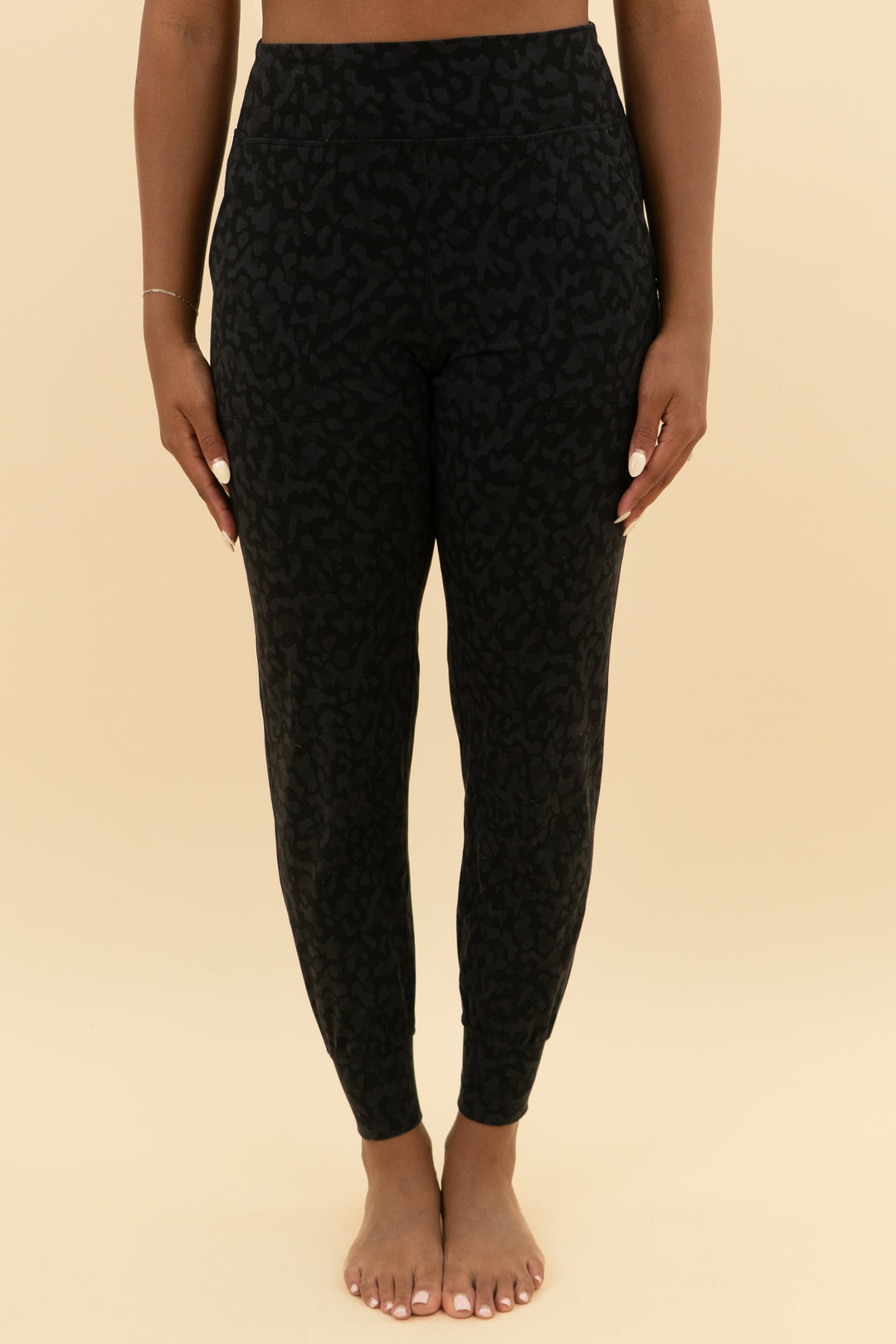 lululemon align joggers black cheetah print (8; retail $128)