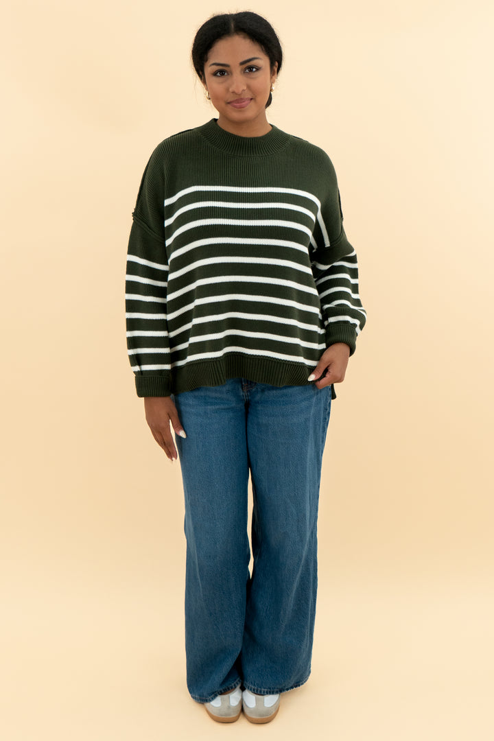 zenana green & white striped sweater nwt (s/m; retail $42)