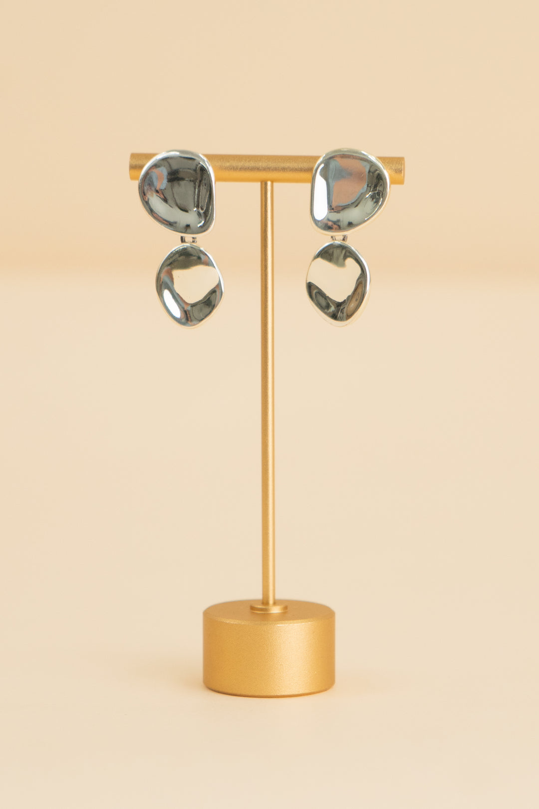 jenny bird silver drop earring (os; retail $168)