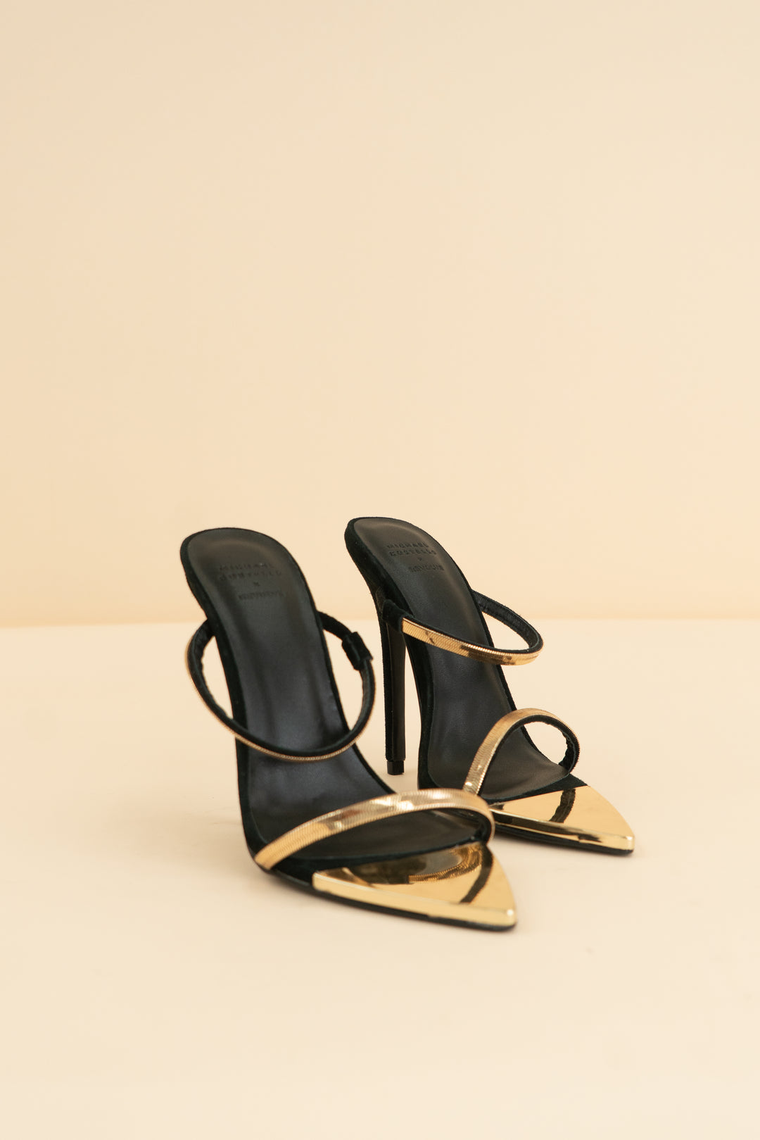 michael costello black with gold pointed toe heel (7.5)