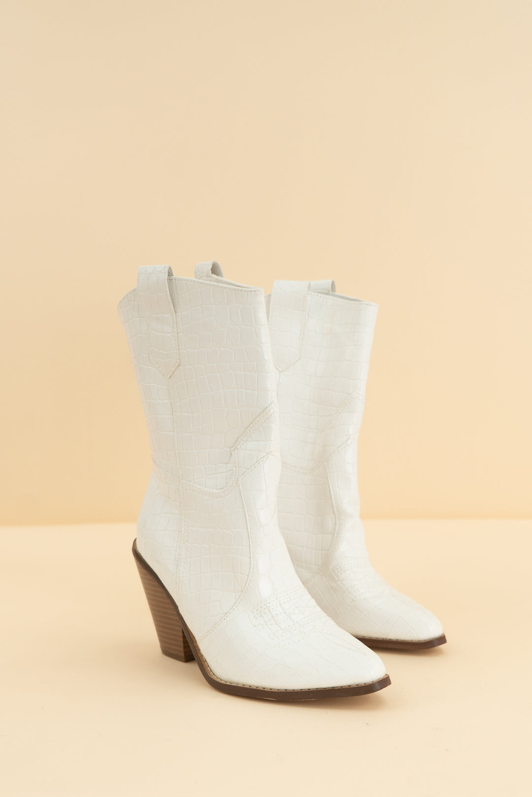 justfab x jessie james decker white crocodile boot (7)