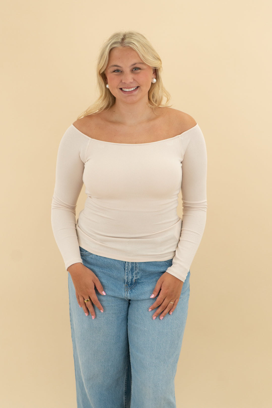 klassy network cream off the shoulder ribbed top nwt (l)