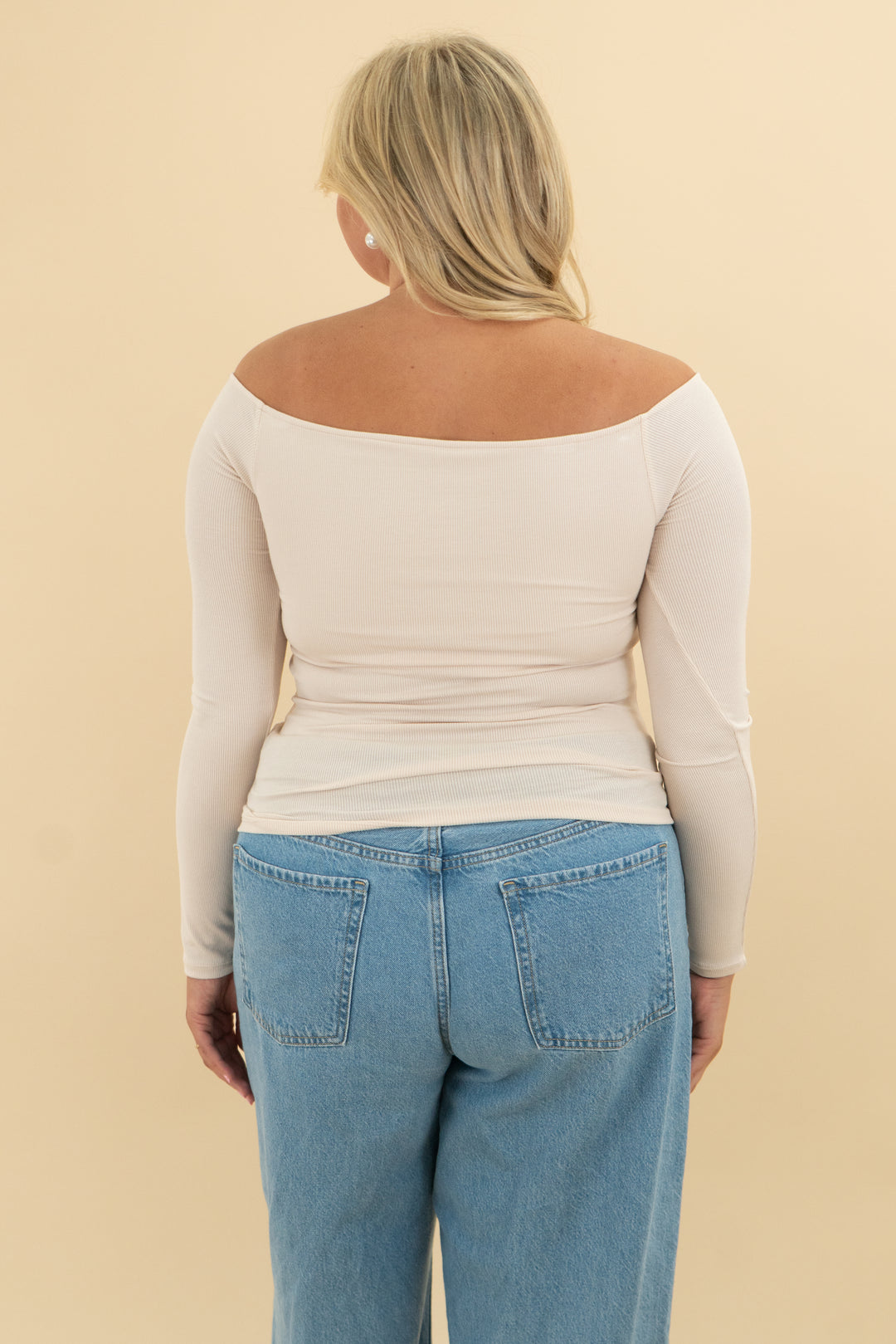 klassy network cream off the shoulder ribbed top nwt (l)