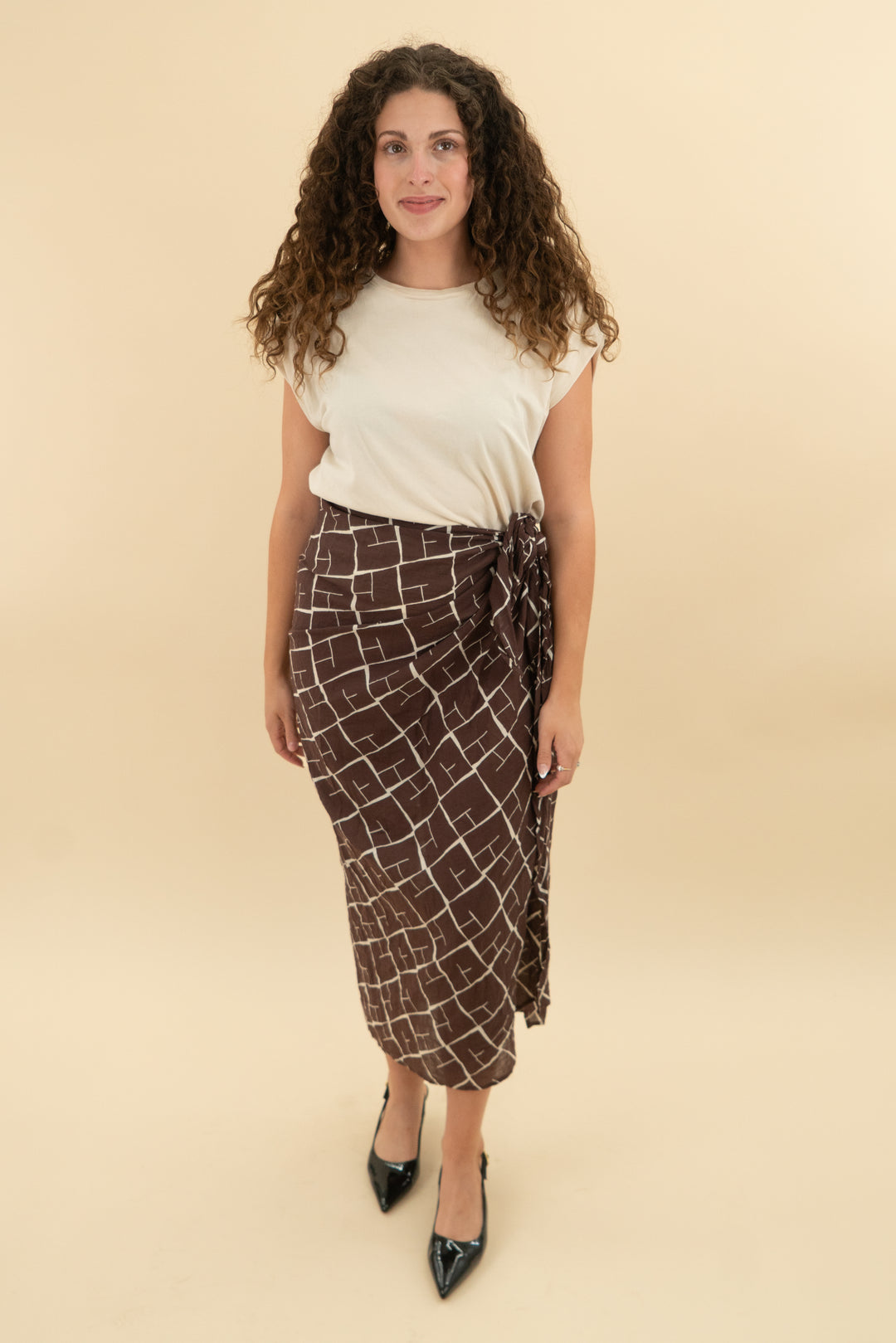 abercrombie & fitch brown tie wrap skirt nwt (s/m; retail $60)