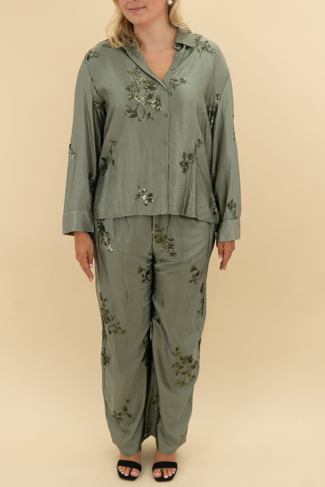 zara green sequin long sleeve and pant set (xl)