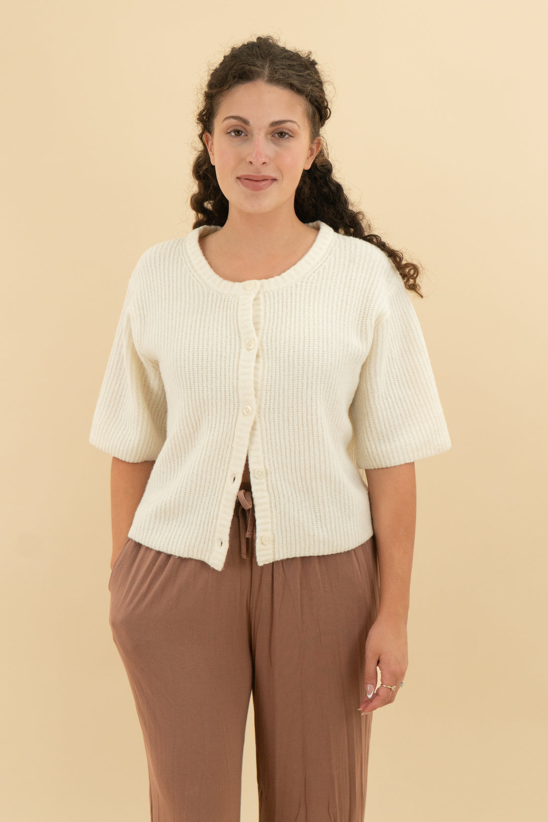 aerie cream short sleeve cardigan (m)
