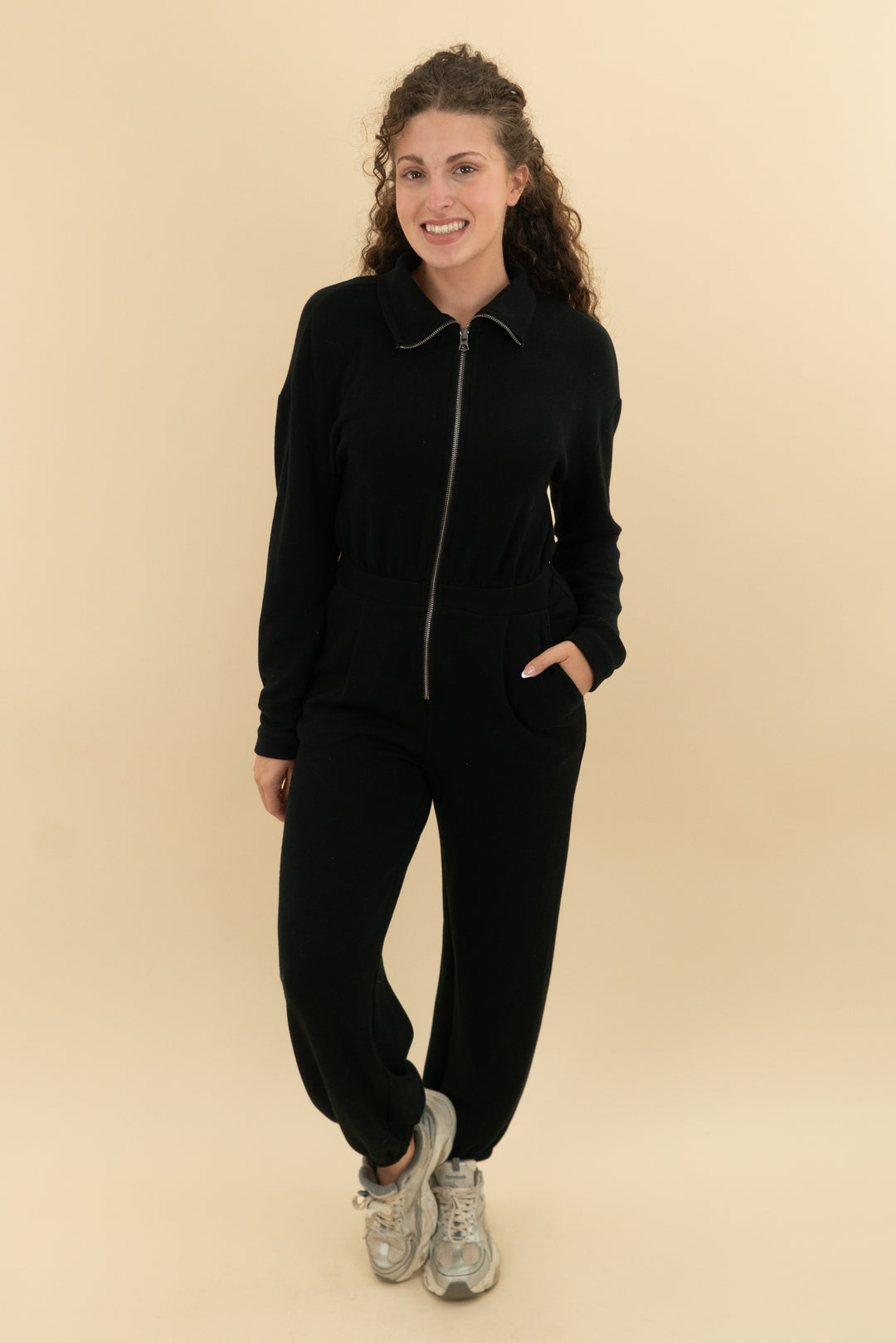 varley black long sleeve jumpsuit (s)