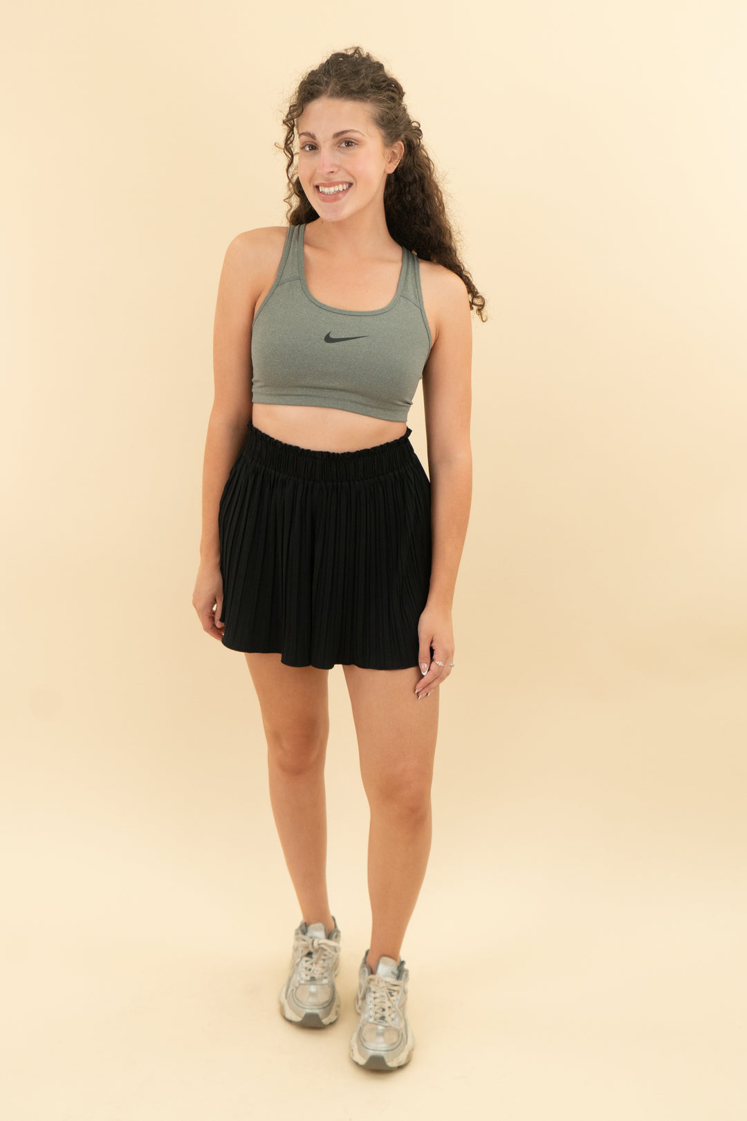 loft black pleat short (s)