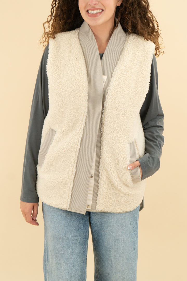 taupe and fur reversible vest (os)