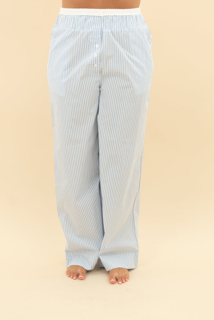 daily drills blue seersucker lounge pant nwt (m/l)