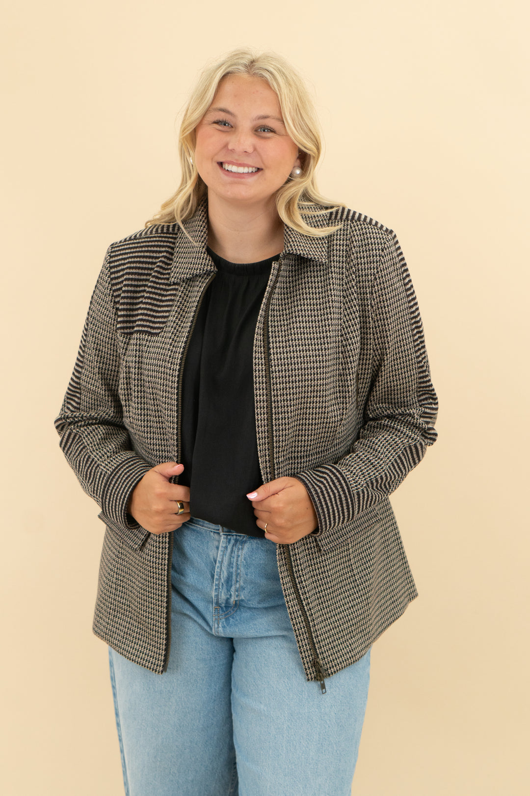 cabi brown houndstooth zip jacket (l)
