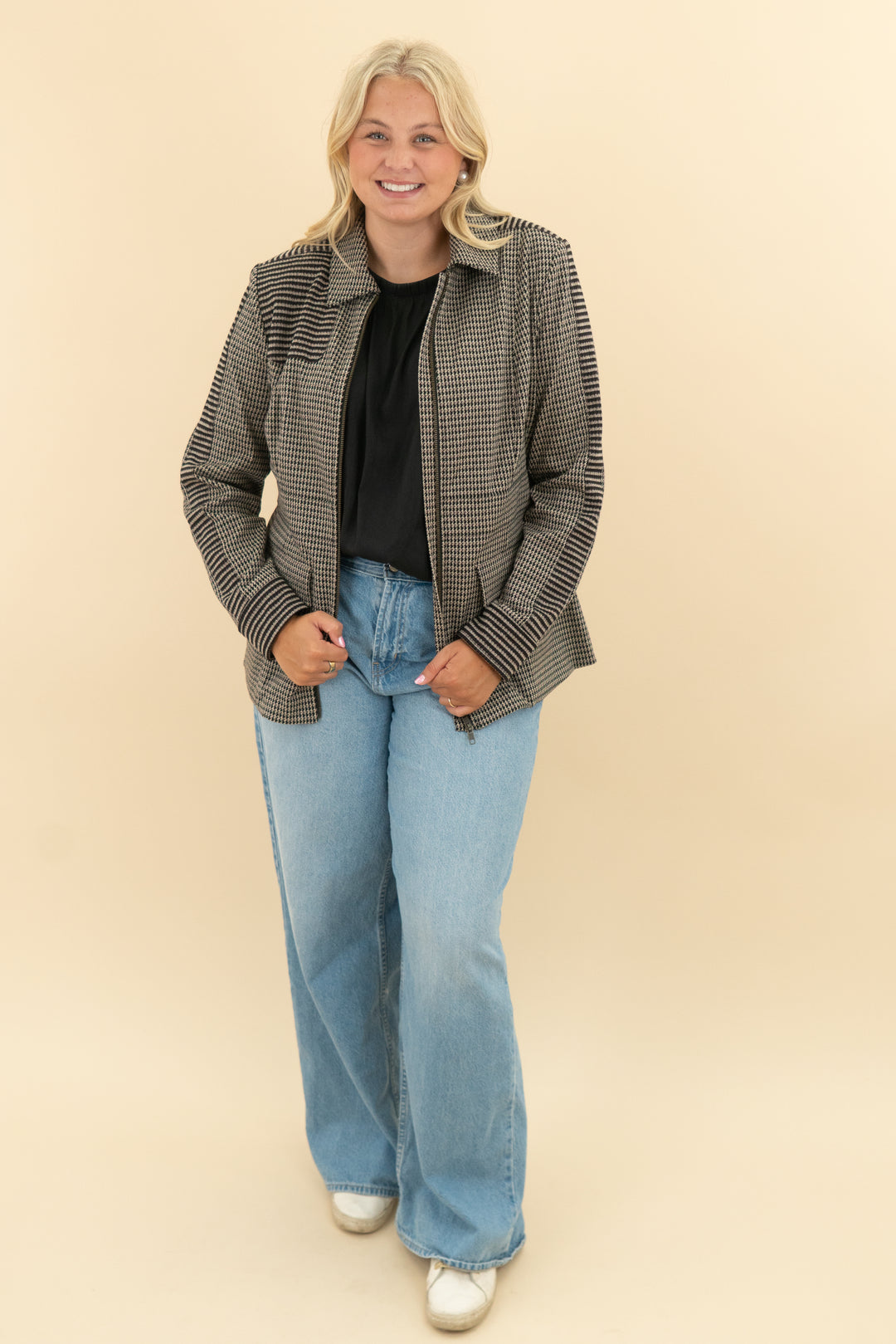 cabi brown houndstooth zip jacket (l)