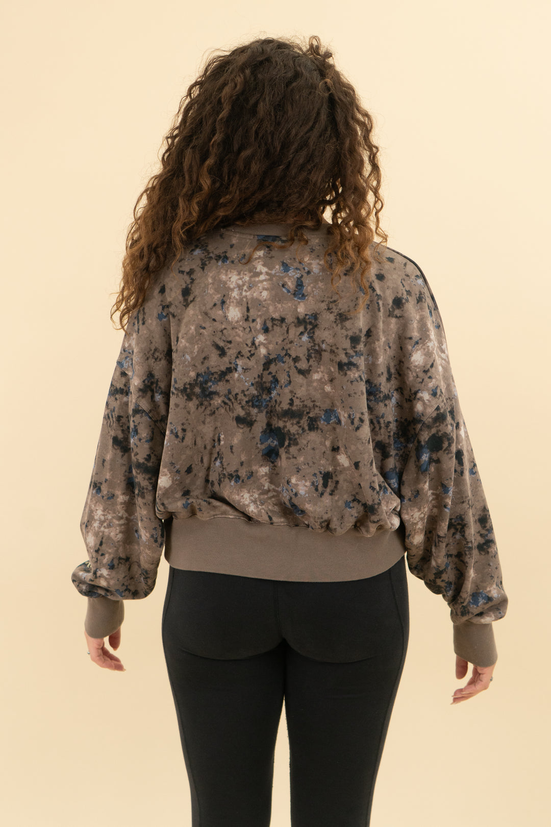 fabletics brown tie dye sweatshirt (s; retail $104.95)