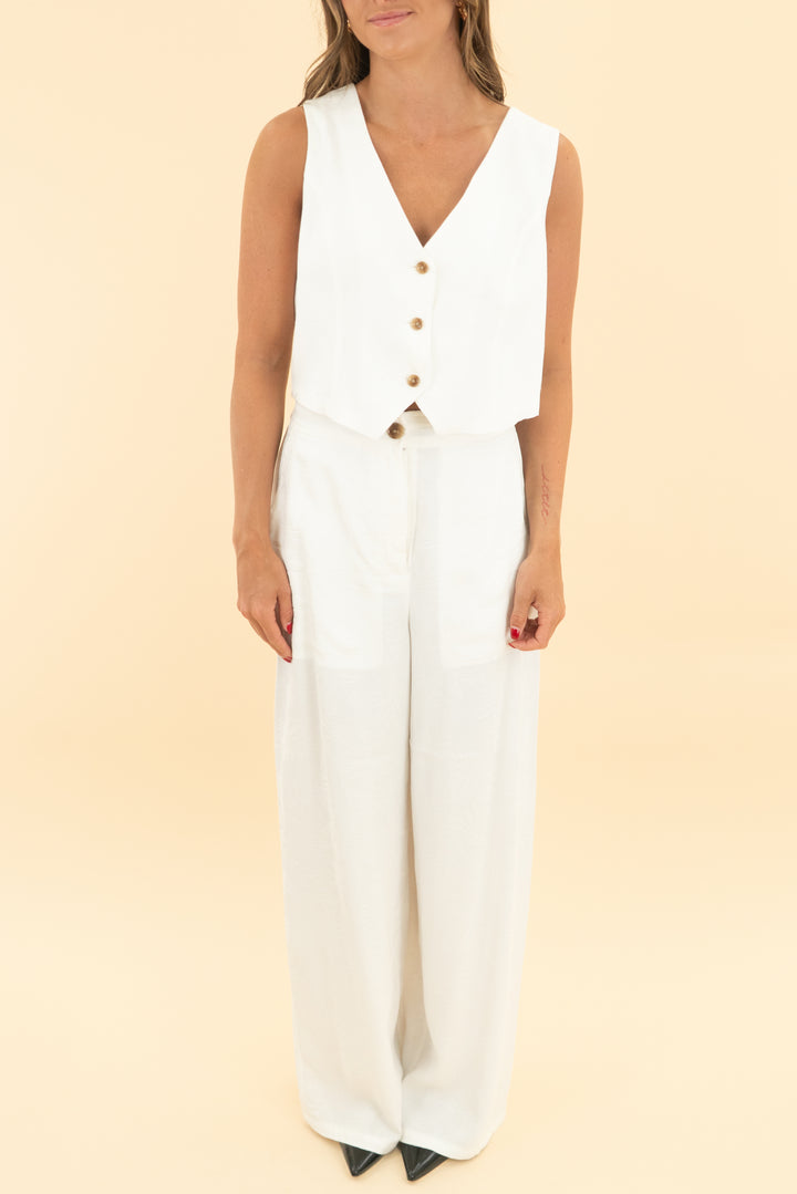 house of harlow white vest and pant set (s)
