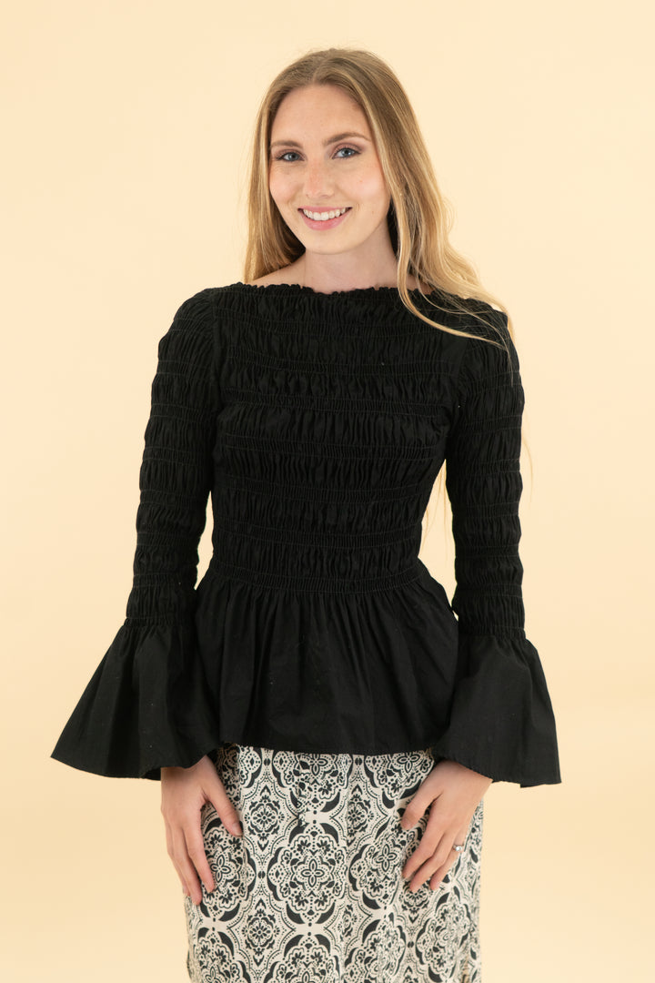 who what wear black ruched bell sleeve top (xs)