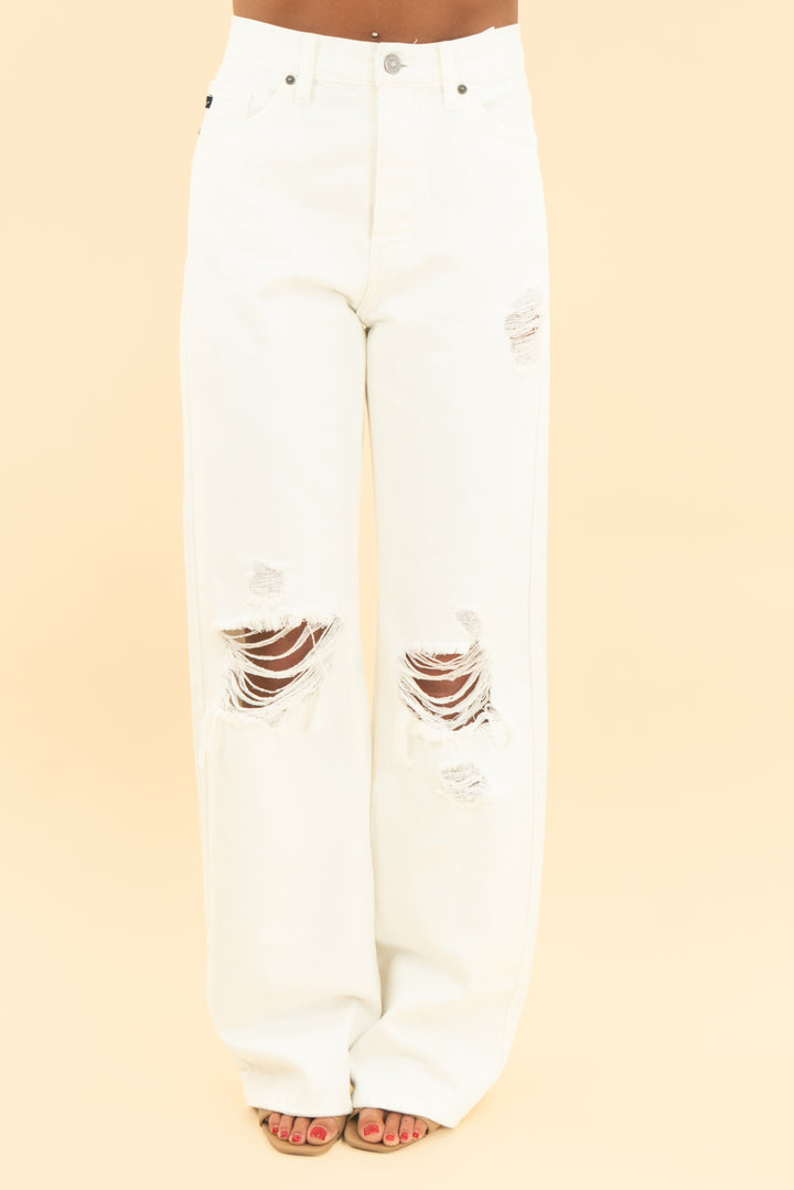 kancan 90s flare white jean nwt (26; retail $78)
