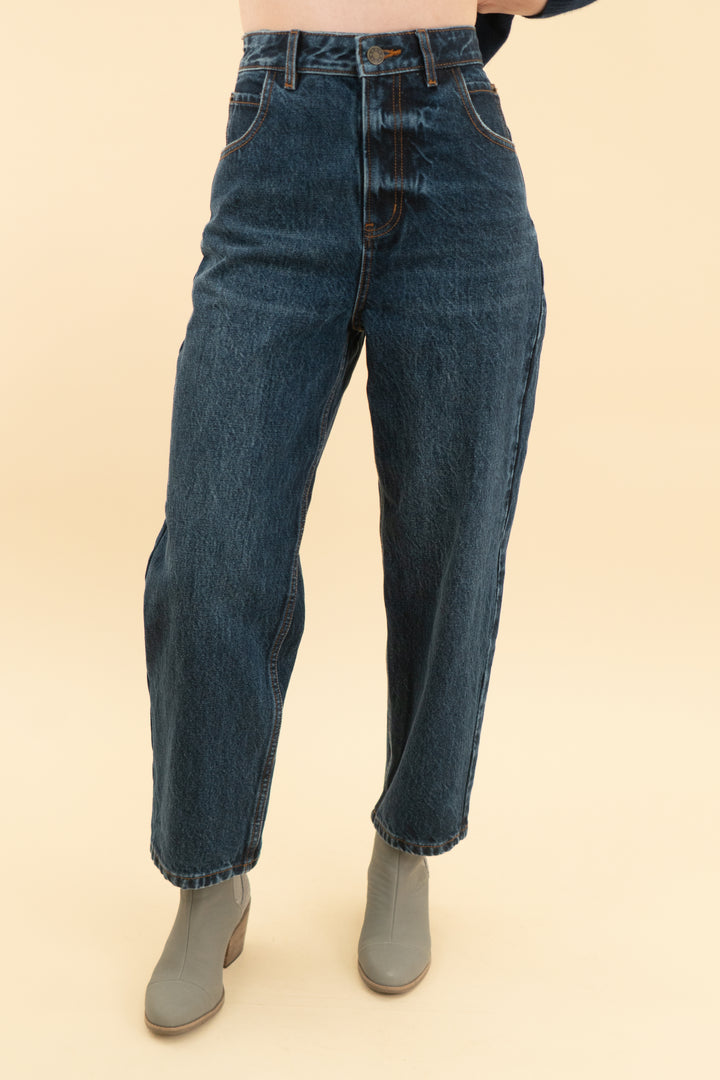 petite studio x suggy l dark wash denim pants (xs)