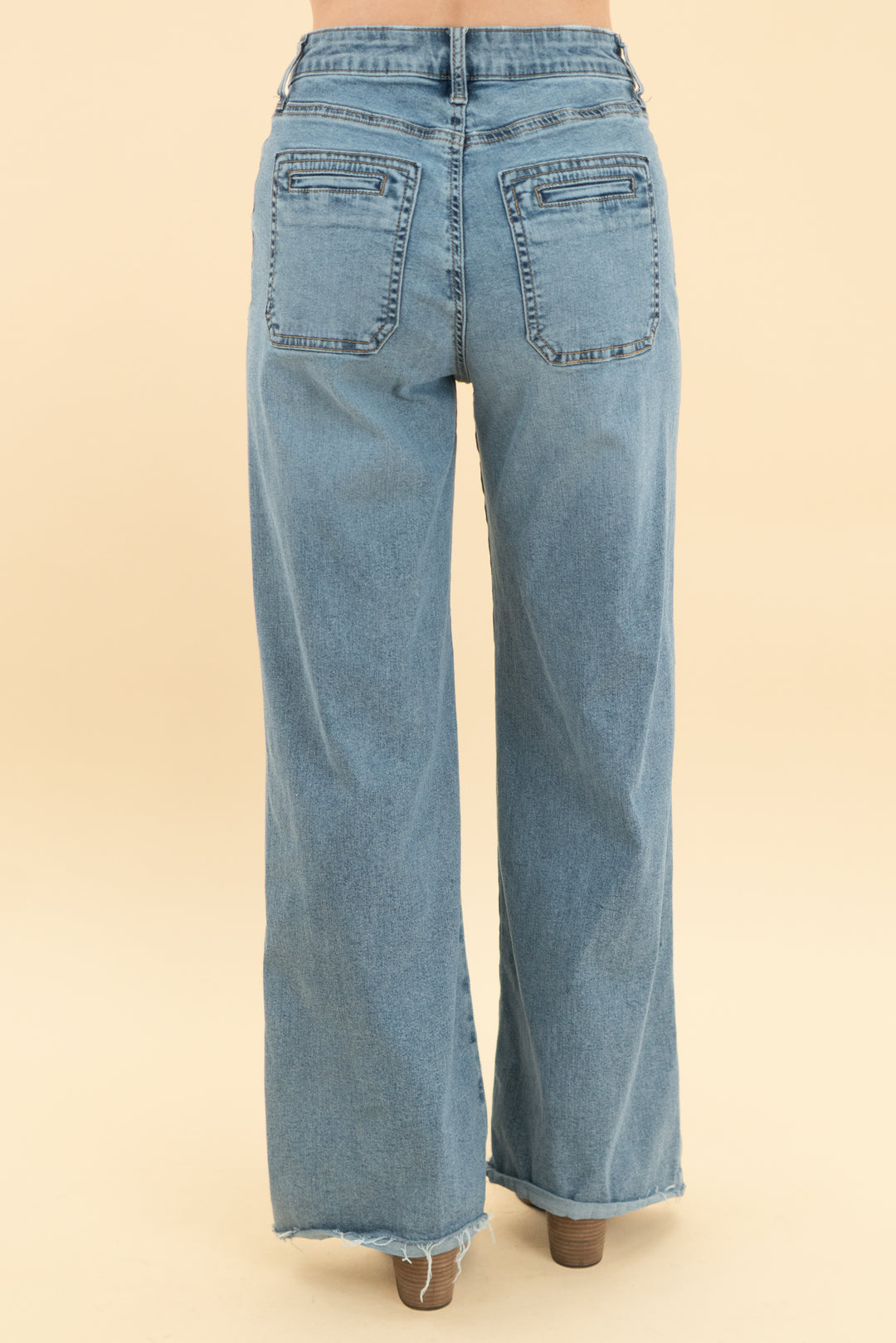 kut from kloth light wash raw hem wide leg jeans (00)