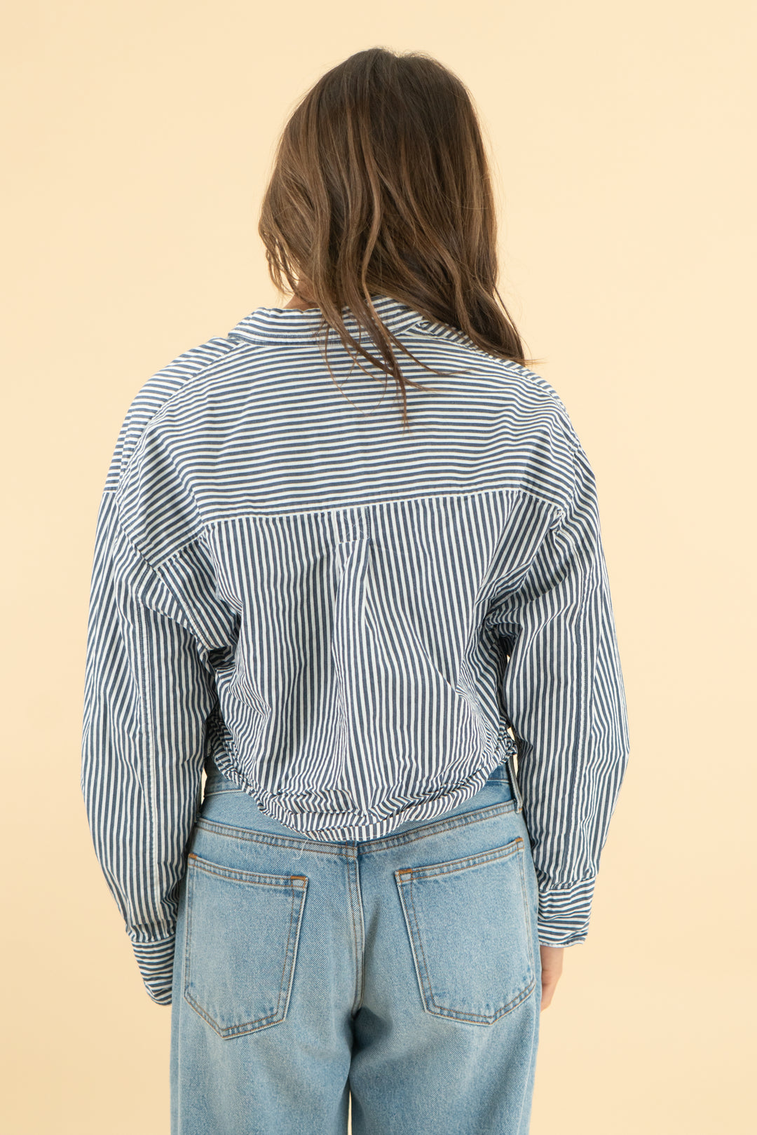 french connection blue pinstripe cropped button up (xs)