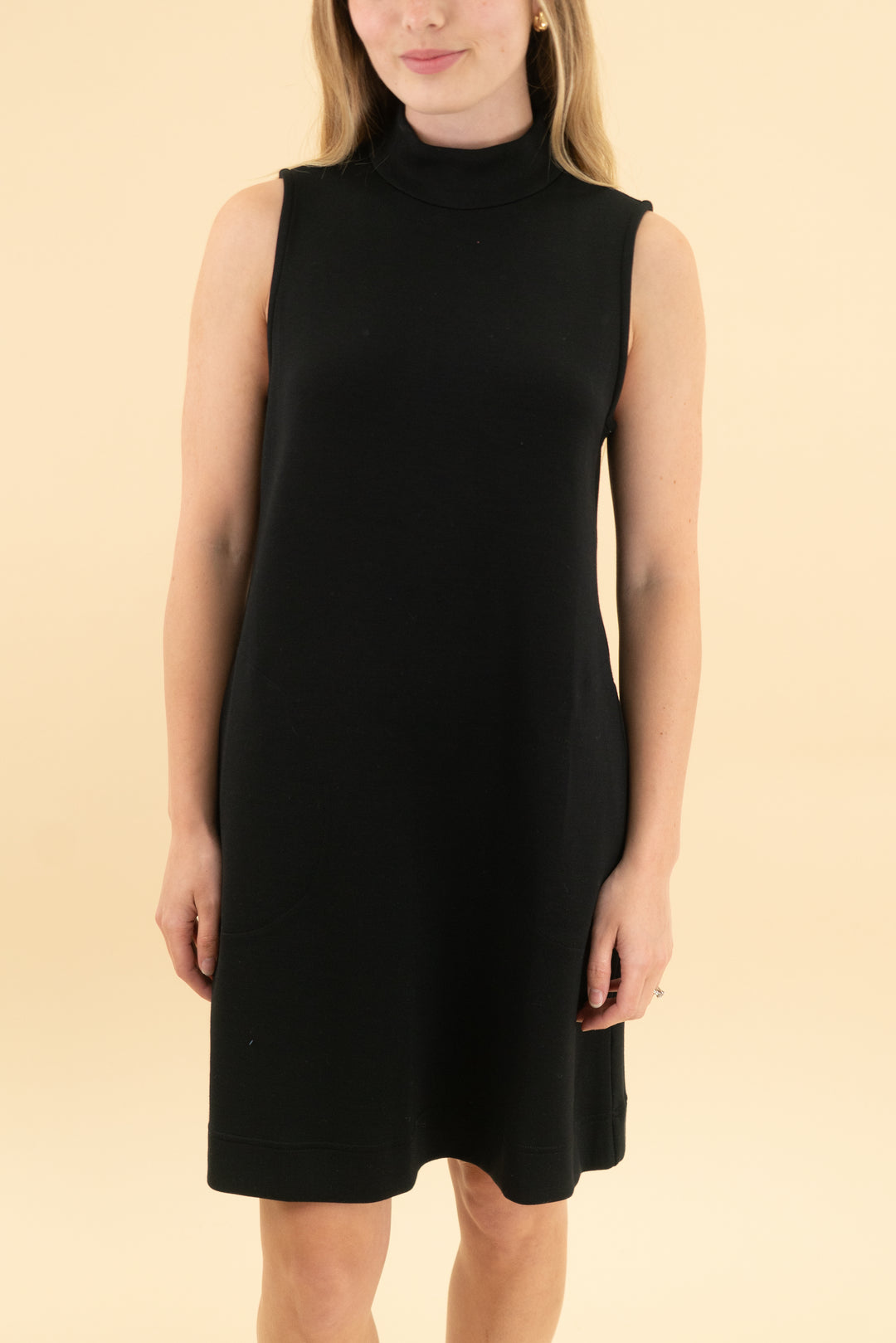 spanx black airessentials sleeveless shift dress (xs)
