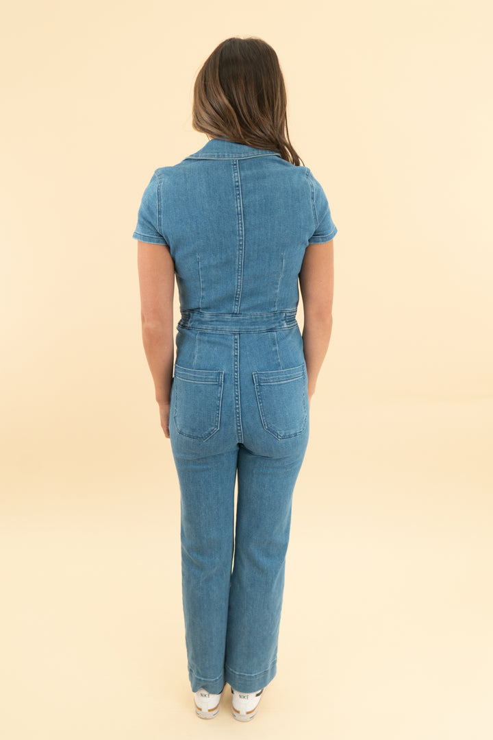 show me your mumu medium wash short sleeve jumpsuit (xs)