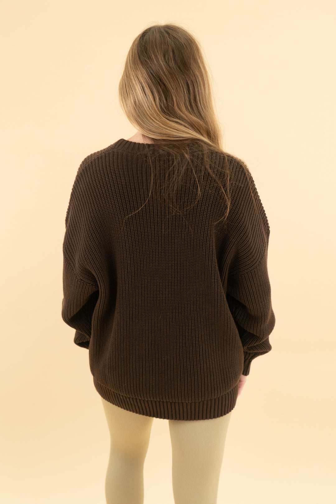 yellow the label co brown. knit sweater (xs)