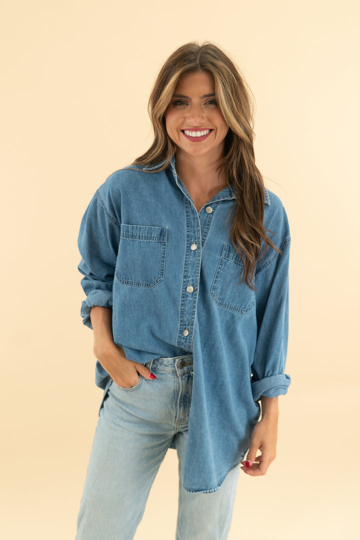 st. john's bay chambray long sleeve top (l)
