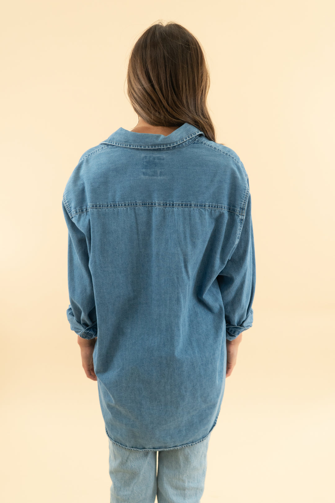 st. john's bay chambray long sleeve top (l)