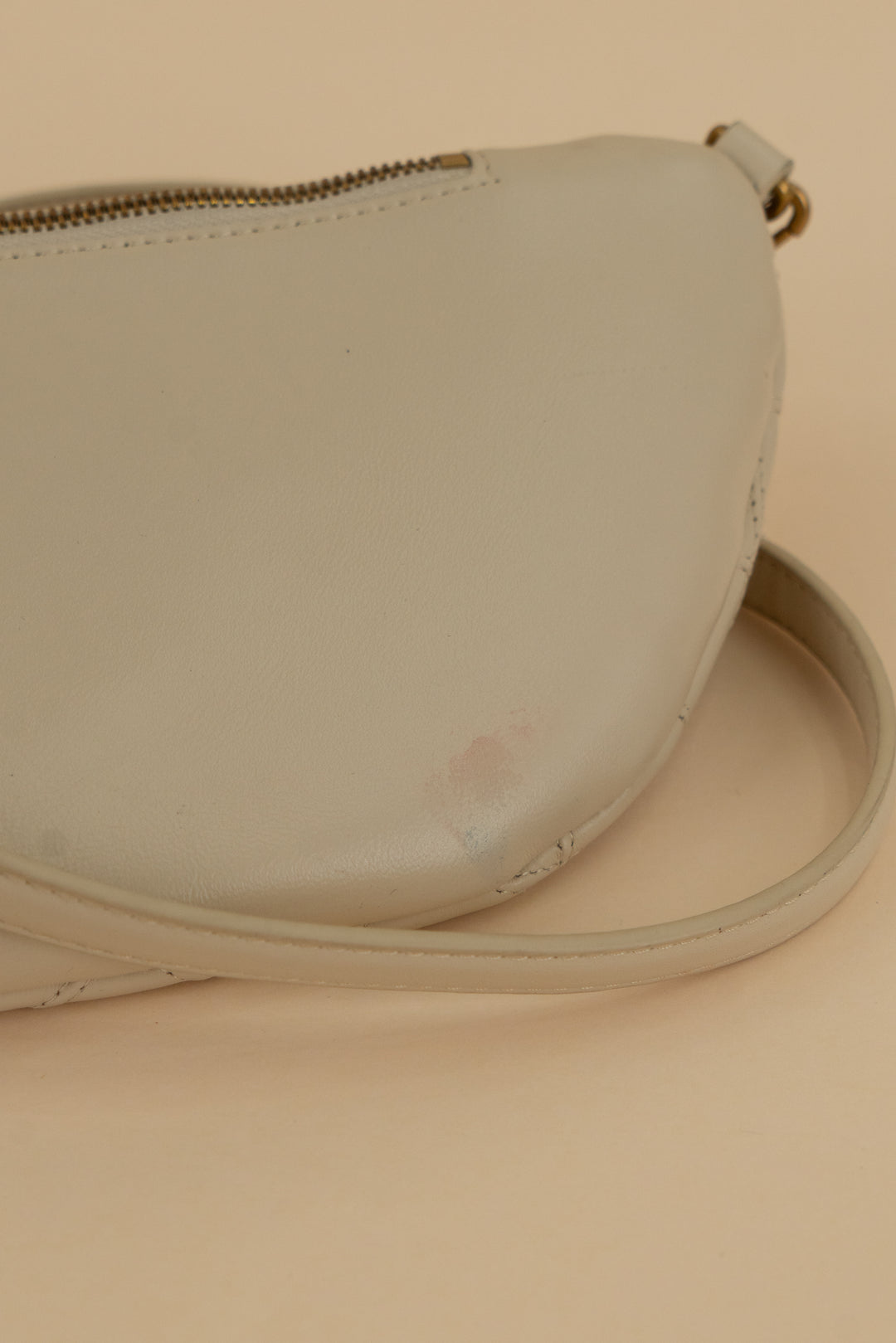 Quince Cream Italian Leather Diamond Stitch Sling (os; retail $248)
