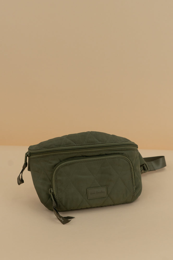 vera bradley olive quilted belt bag (os; retail $85)