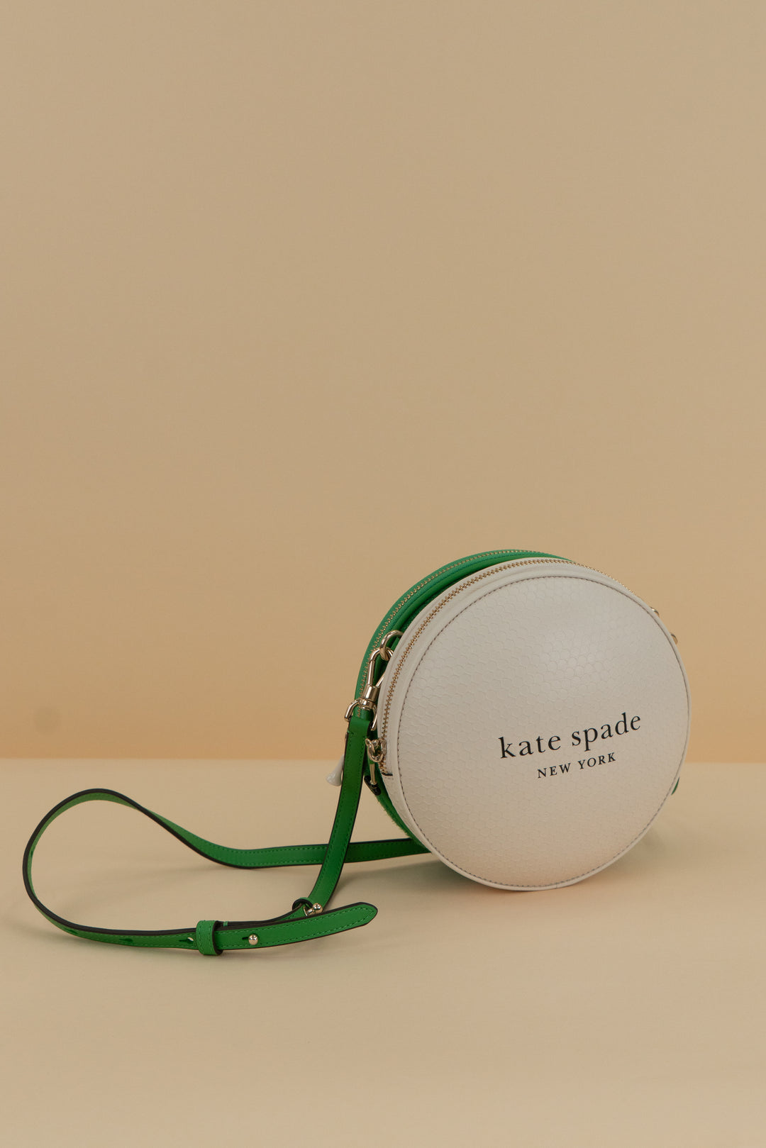 kate spade tee time 3d bag nwot (os)