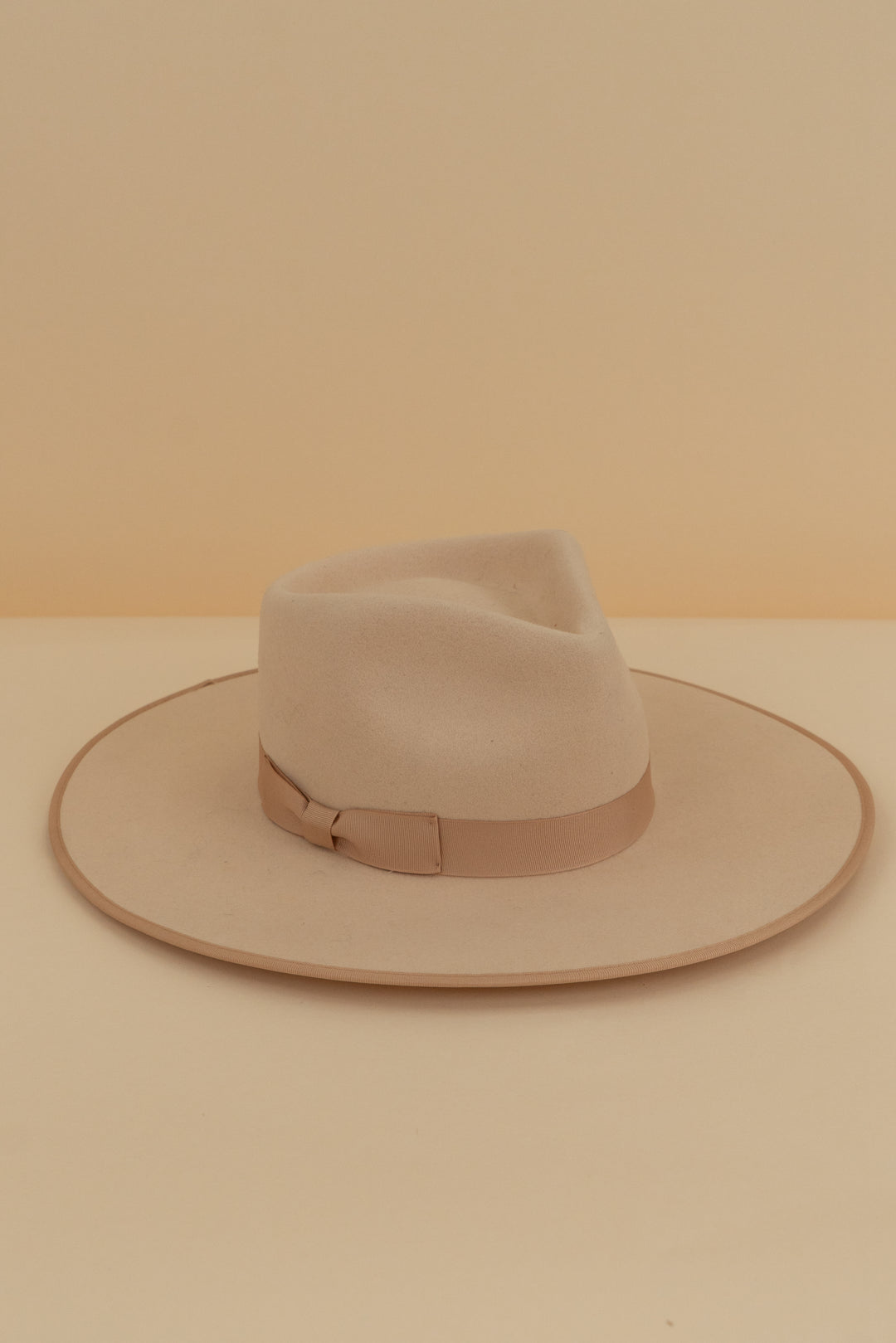 lack of color ivory rancher fedora (os; retail $148)