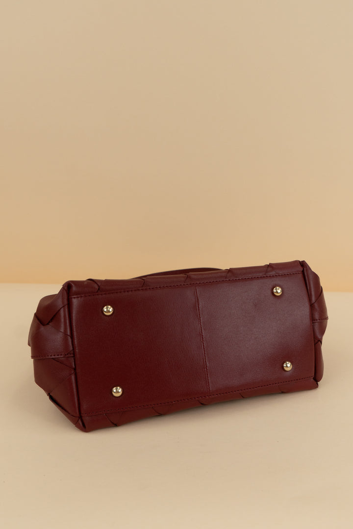 núnoo red weave shoulder bag