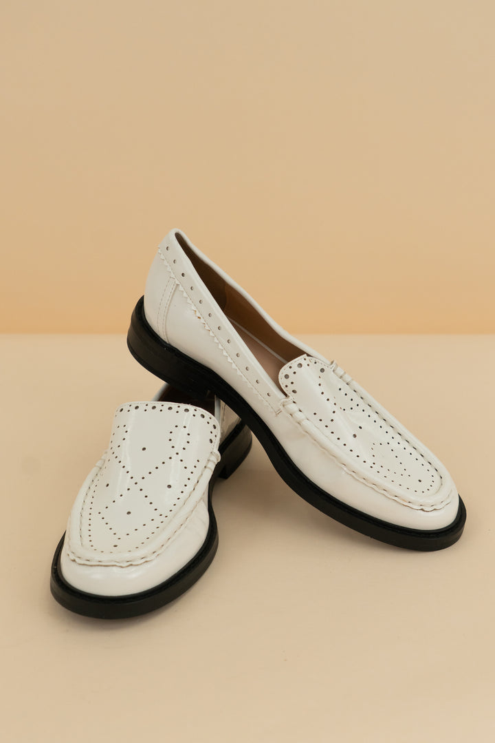 loft cream loafers (5.5)