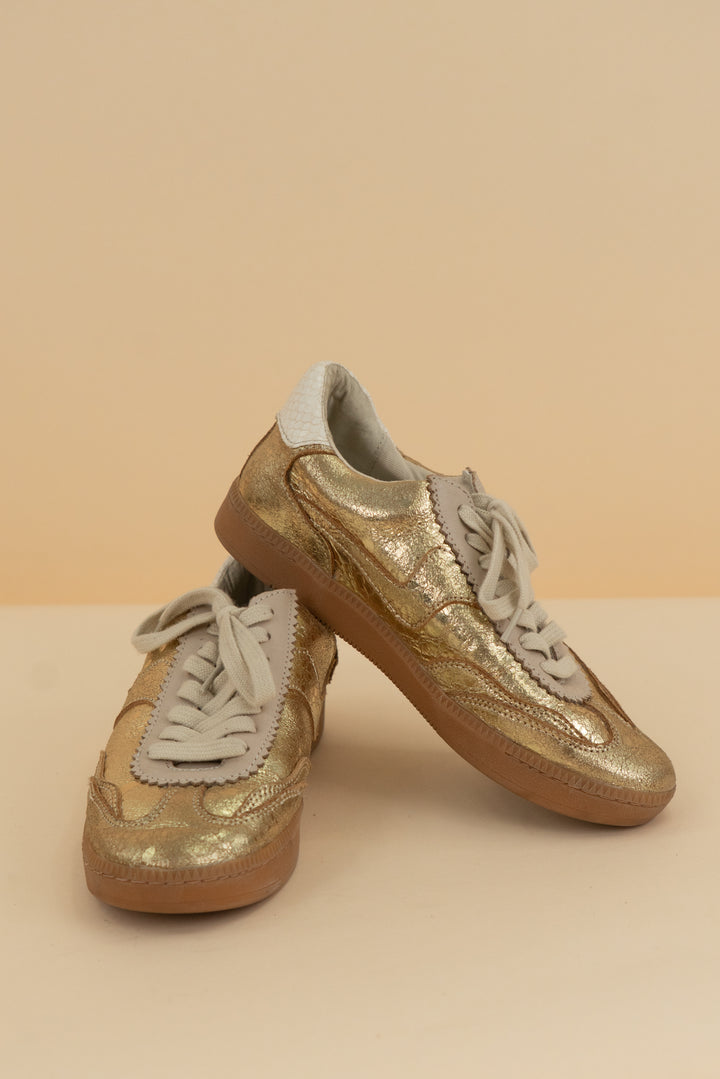 dolce vita gold metallic sneakers (6)