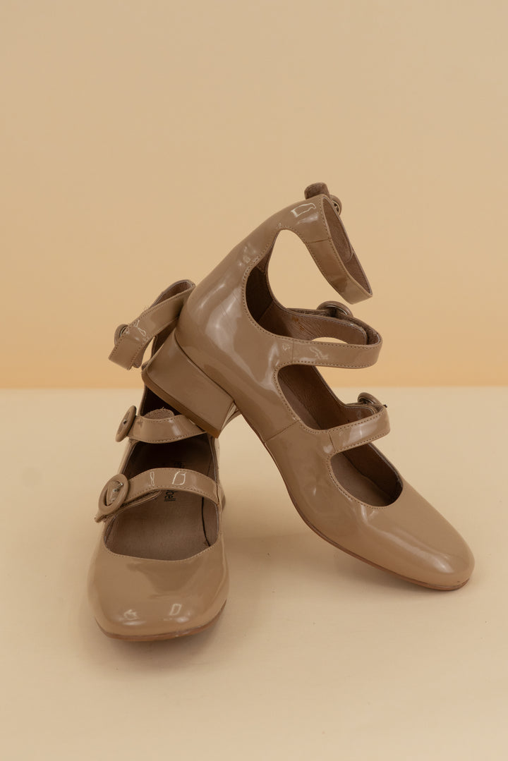 jeffrey campbell nude buckle shoes (6)