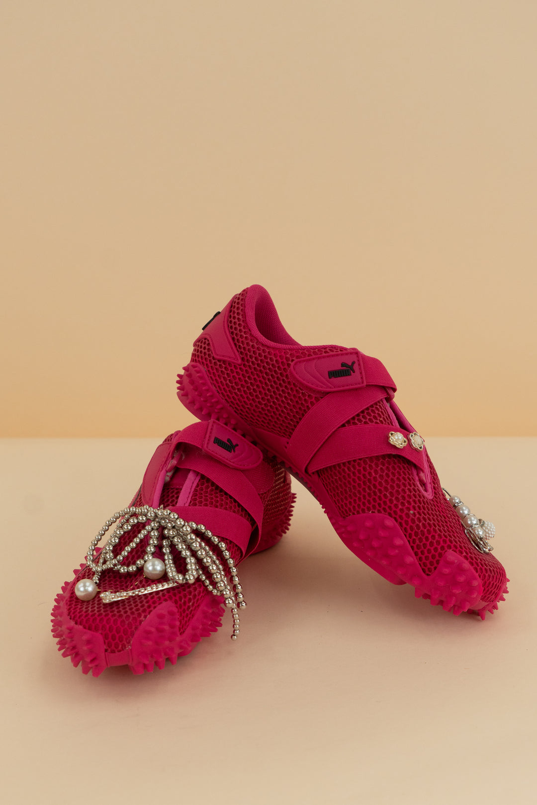 puma pink shoes (5.5)