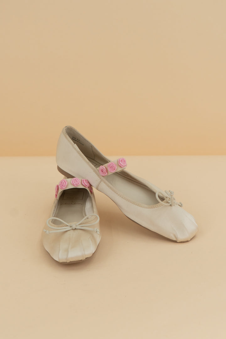 dolce vita x for love & lemons champagne satin flats (5.5)