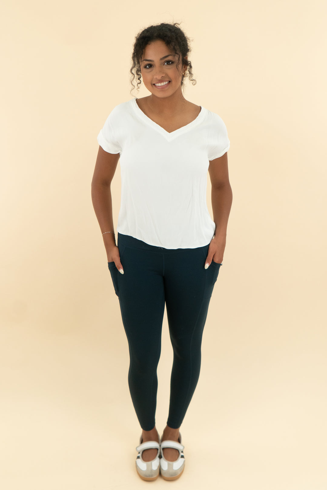 luminary fine collection white v neck blouse (s; retail $156)