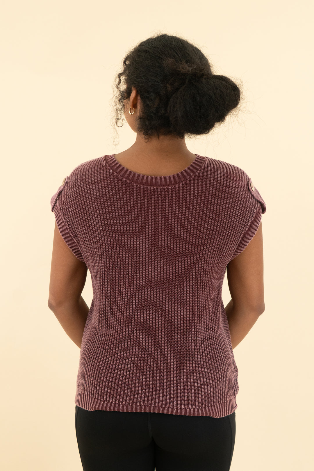 maroon sweater top (s)