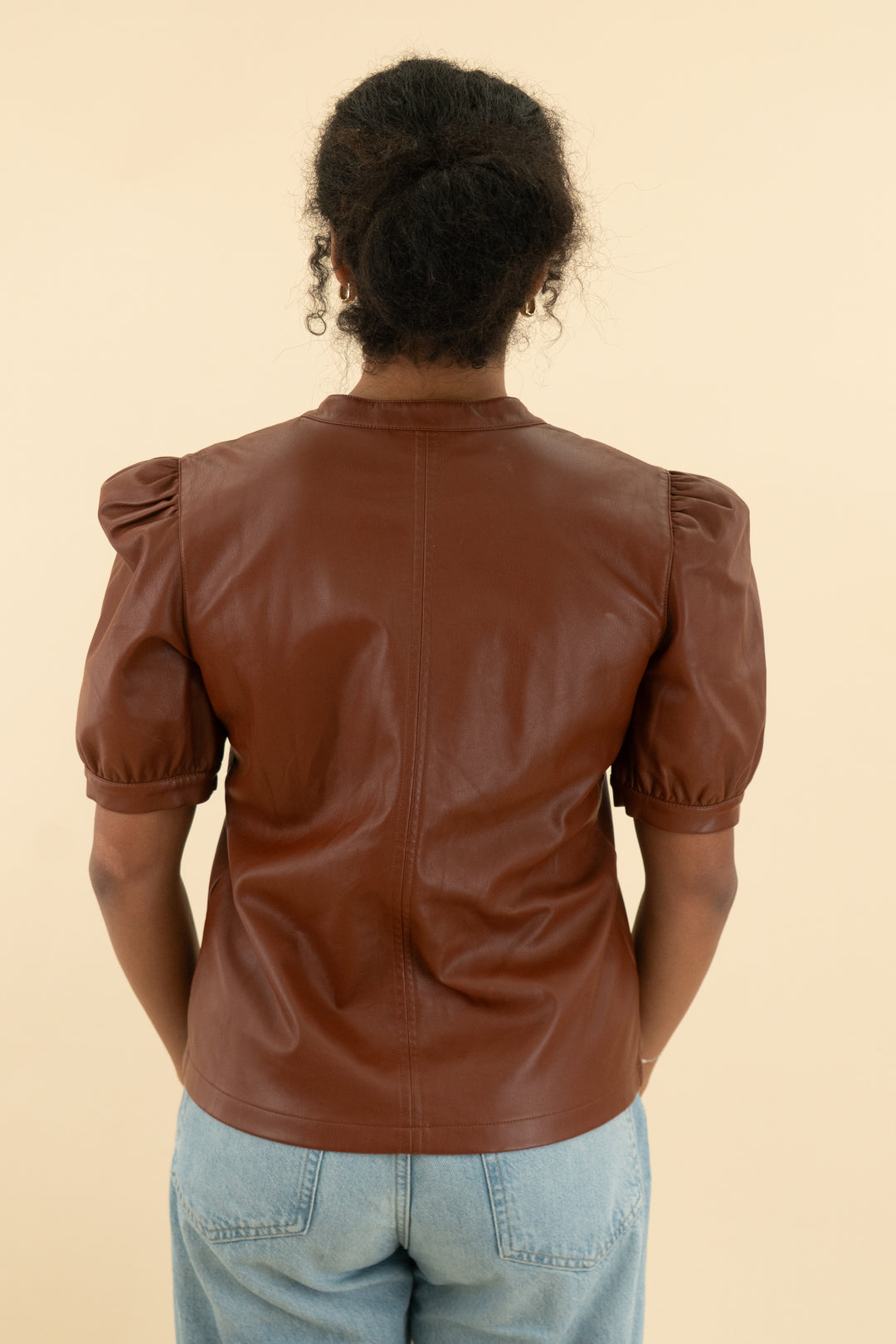 steve madden brown vegan leather puff sleeve top (m)