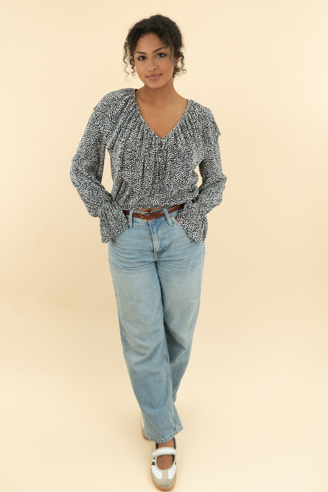 zara black and white long sleeve blouse (s)