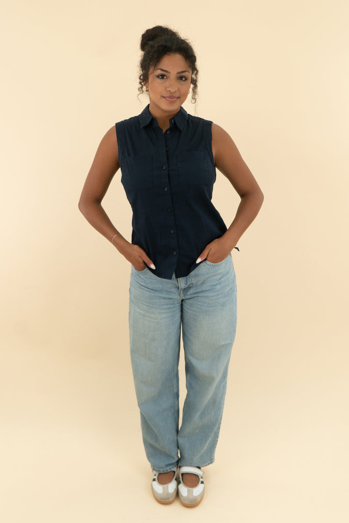 ann taylor navy sleeveless collared top (4)