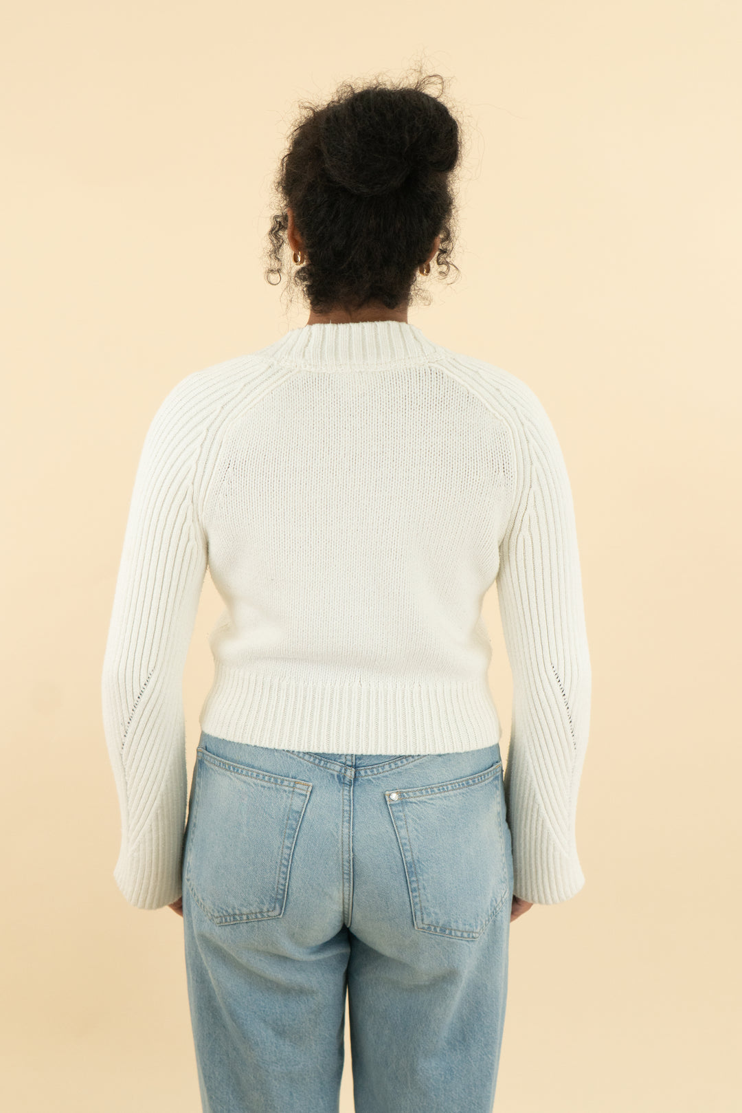 anthropologie ivory knit v neck sweater (s; retail $118)