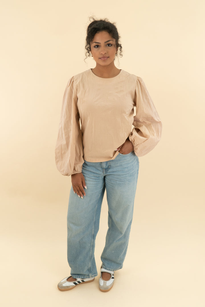 nude balloon long sleeve blouse (s/m)