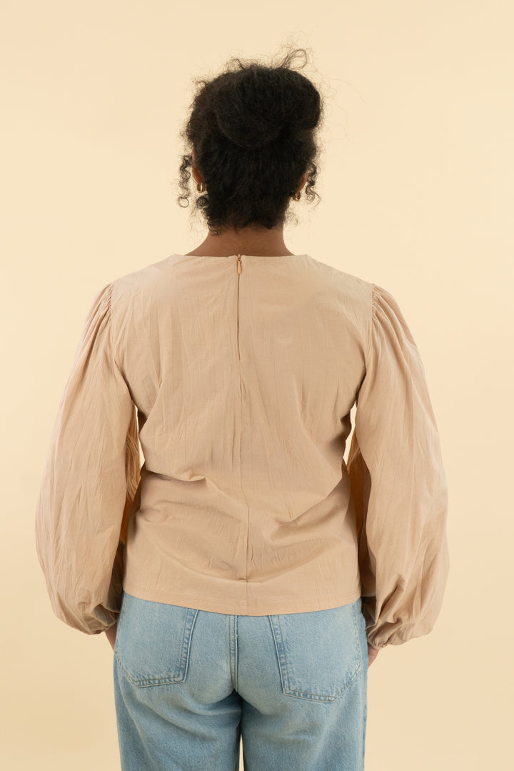 nude balloon long sleeve blouse (s/m)