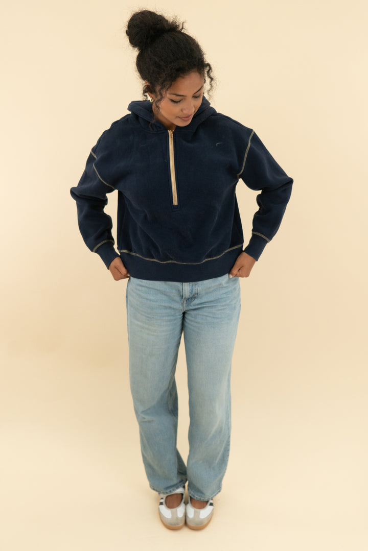 pretty garden navy half zip (m)