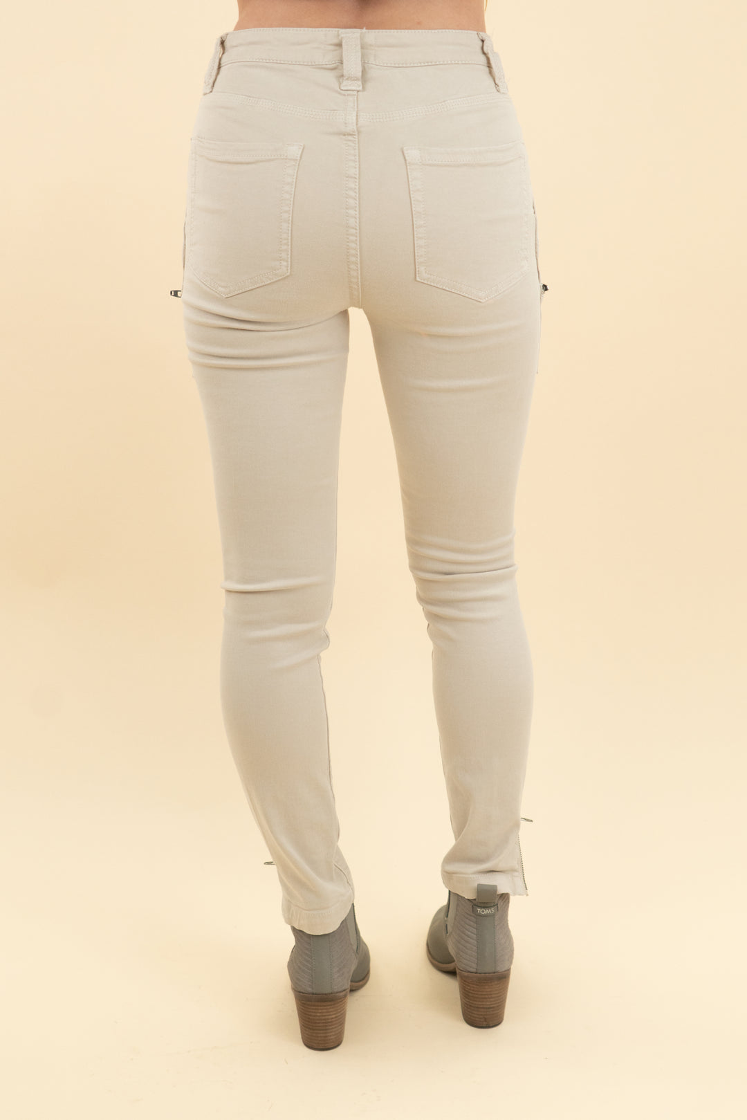 joie cream jeans with zippers (26; retail $228)