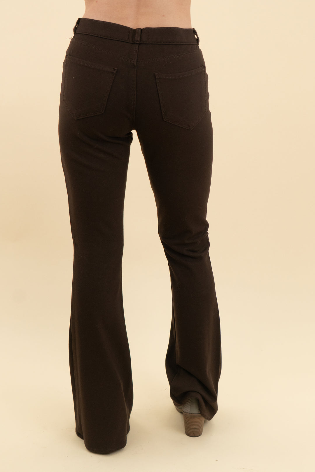 l'agence brown Joanne Low-Rise Wide-Leg Jean (25; retail $295)